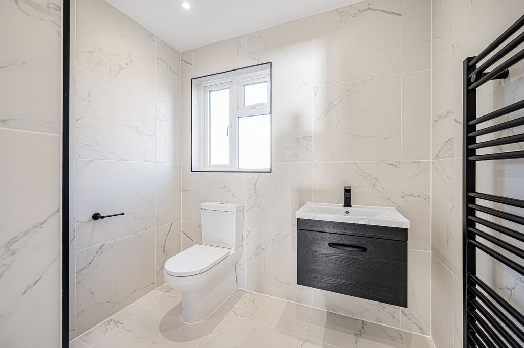 Additional image 35 of 4 bed detached house for saleSouth Coast Road, Telscombe Cliffs, Peacehaven, East Sussex BN10