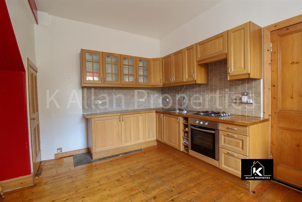 Property photo 3 of 20