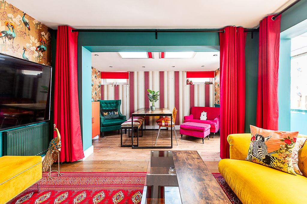 Property photo 3 of 34