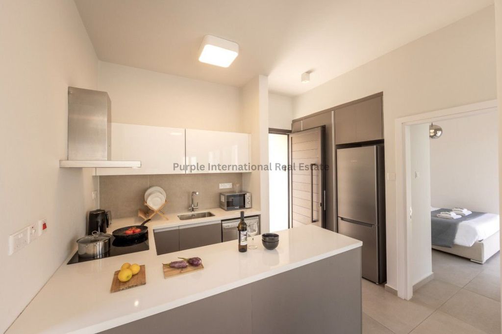 Property photo 3 of 26