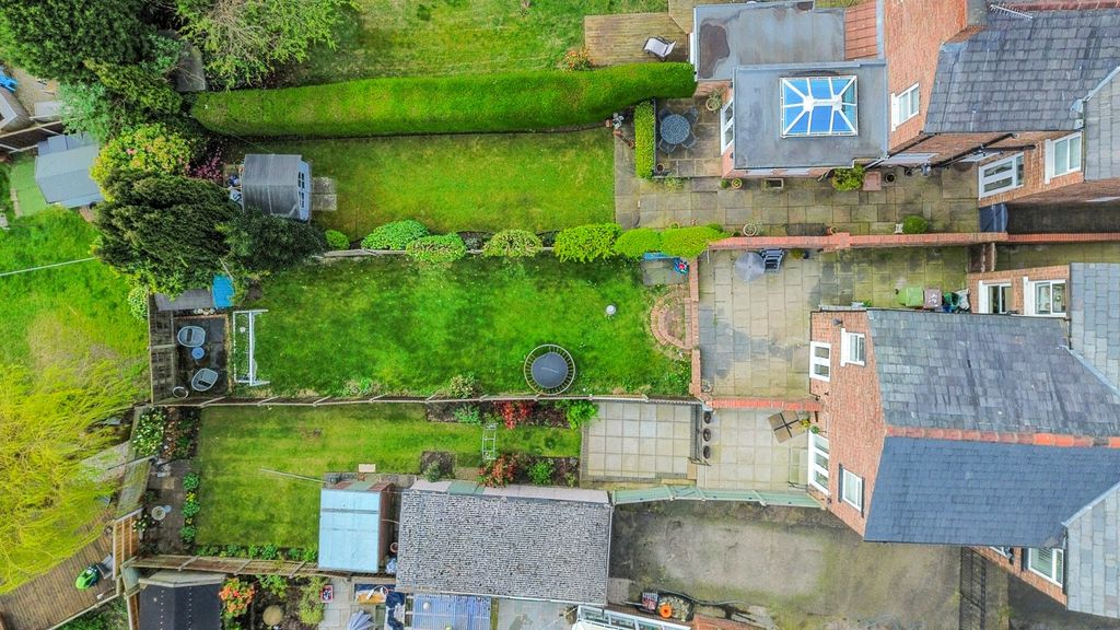 Property photo 3 of 27