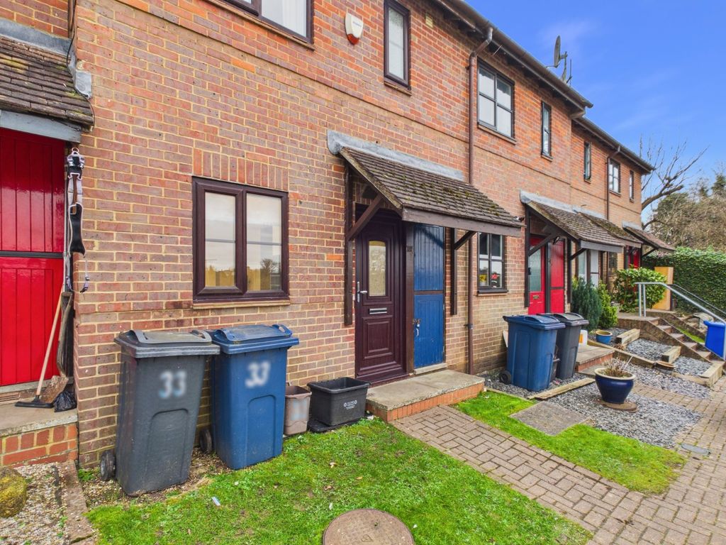 Property photo 1 of 9 Front Aspect