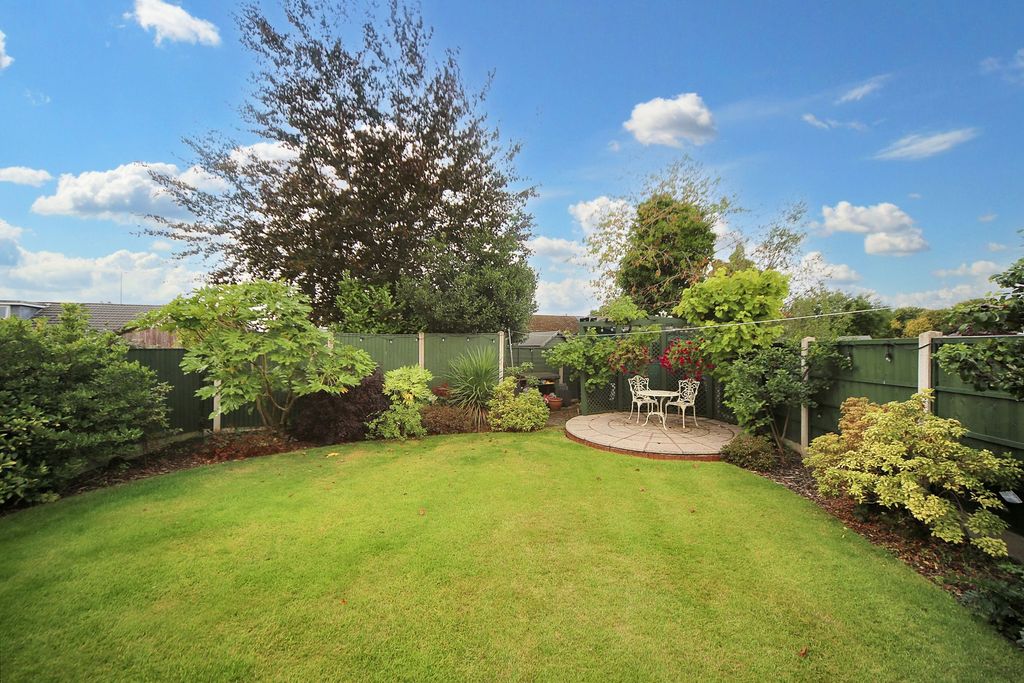 Property photo 3 of 26