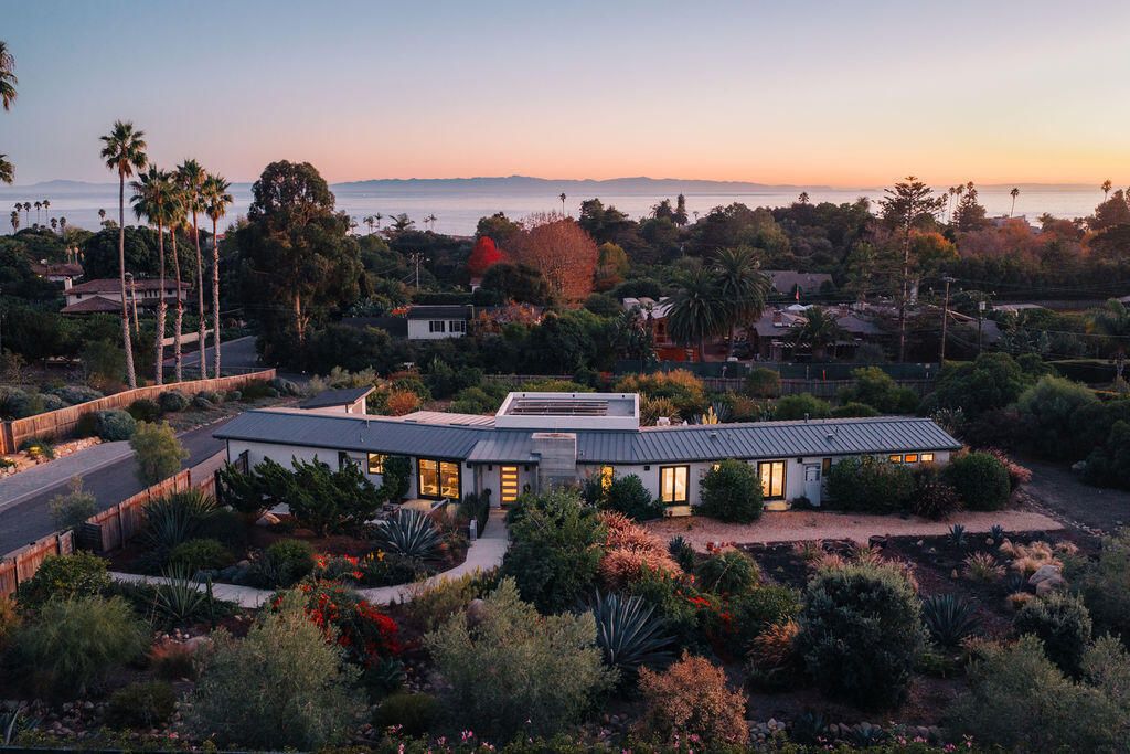 Property photo 3 of 10 <Alttext/>