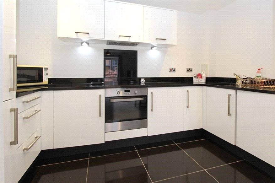 Property photo 3 of 11 Picture No. 02