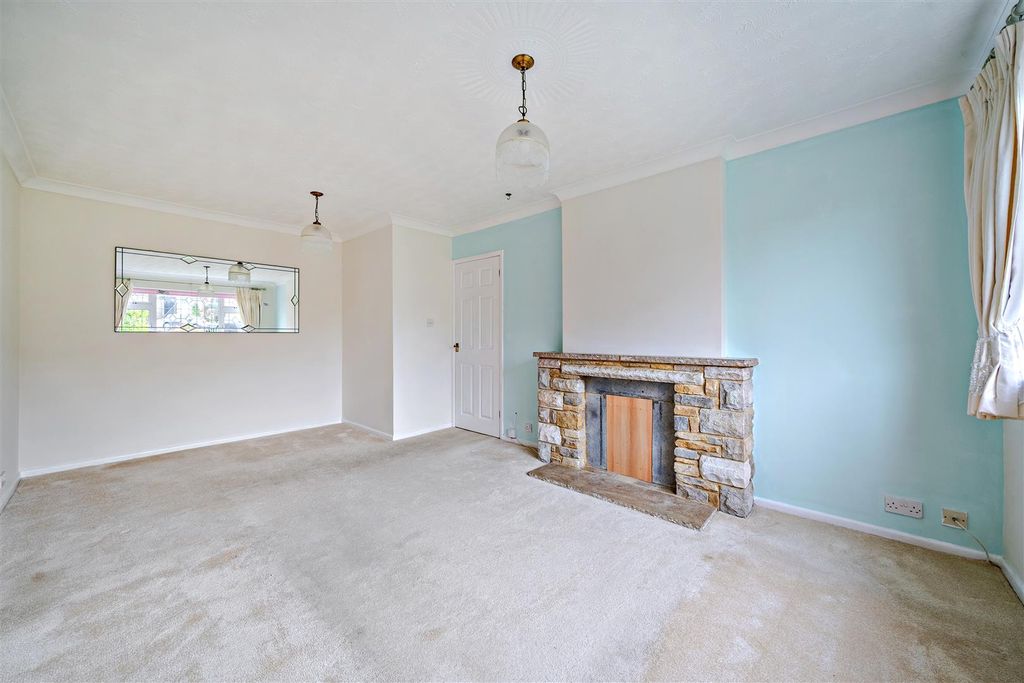 Property photo 3 of 27 1446367-11-69Df6Ef3cd013.Jpg