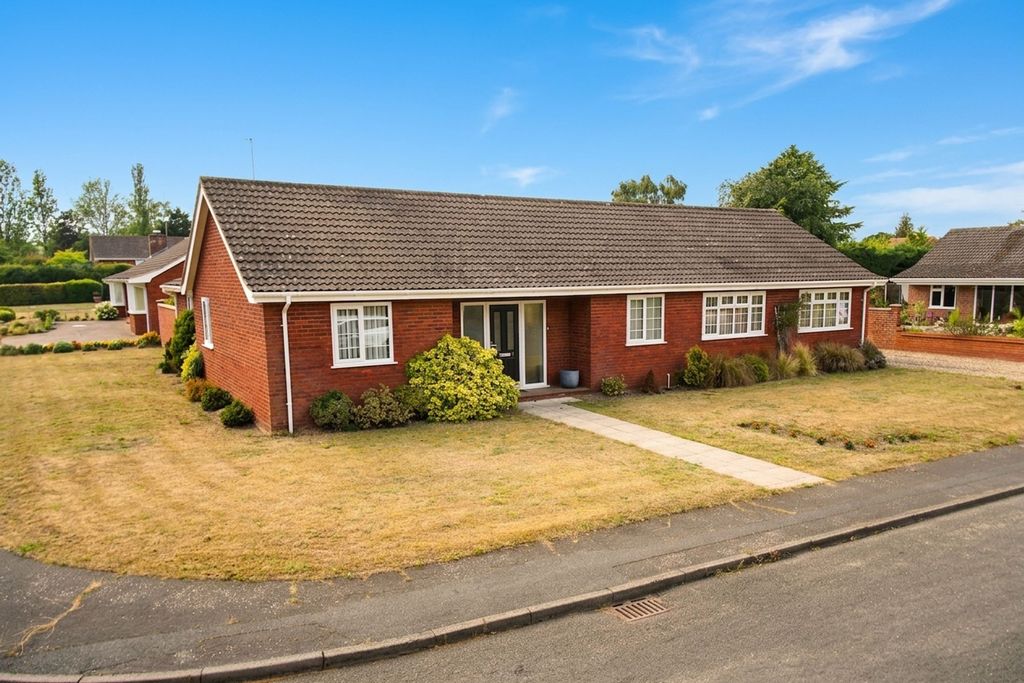 Property photo 1 of 22