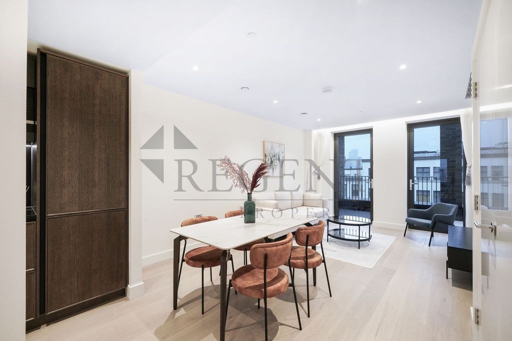 Property photo 3 of 16 Open Plan