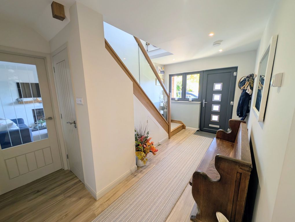 Property photo 2 of 50