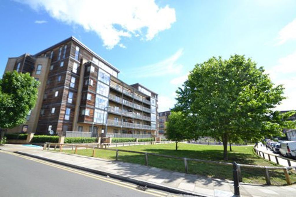 Property photo 1 of 25