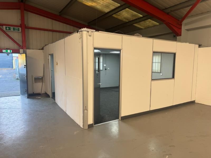 Property photo 3 of 4