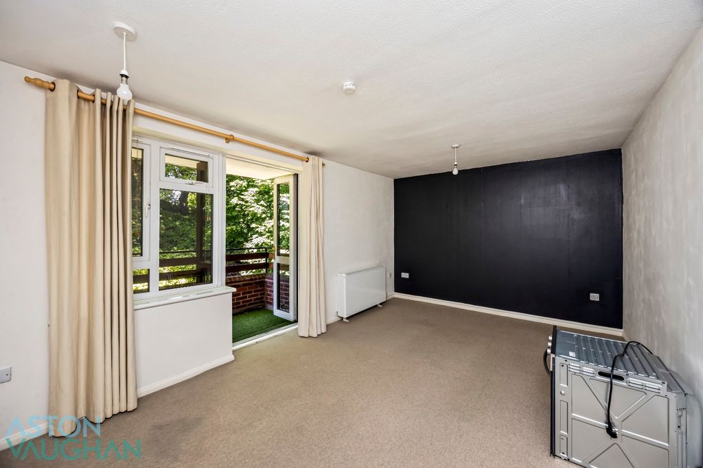 Property photo 2 of 10 5284711