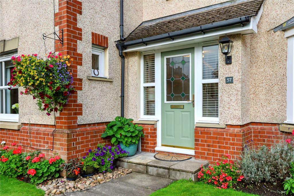 Property photo 2 of 41 Picture No. 58