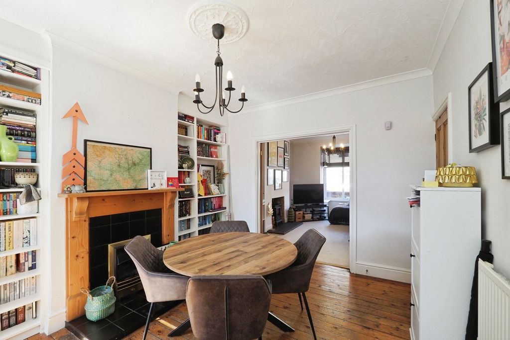 Property photo 1 of 17 Dining Room