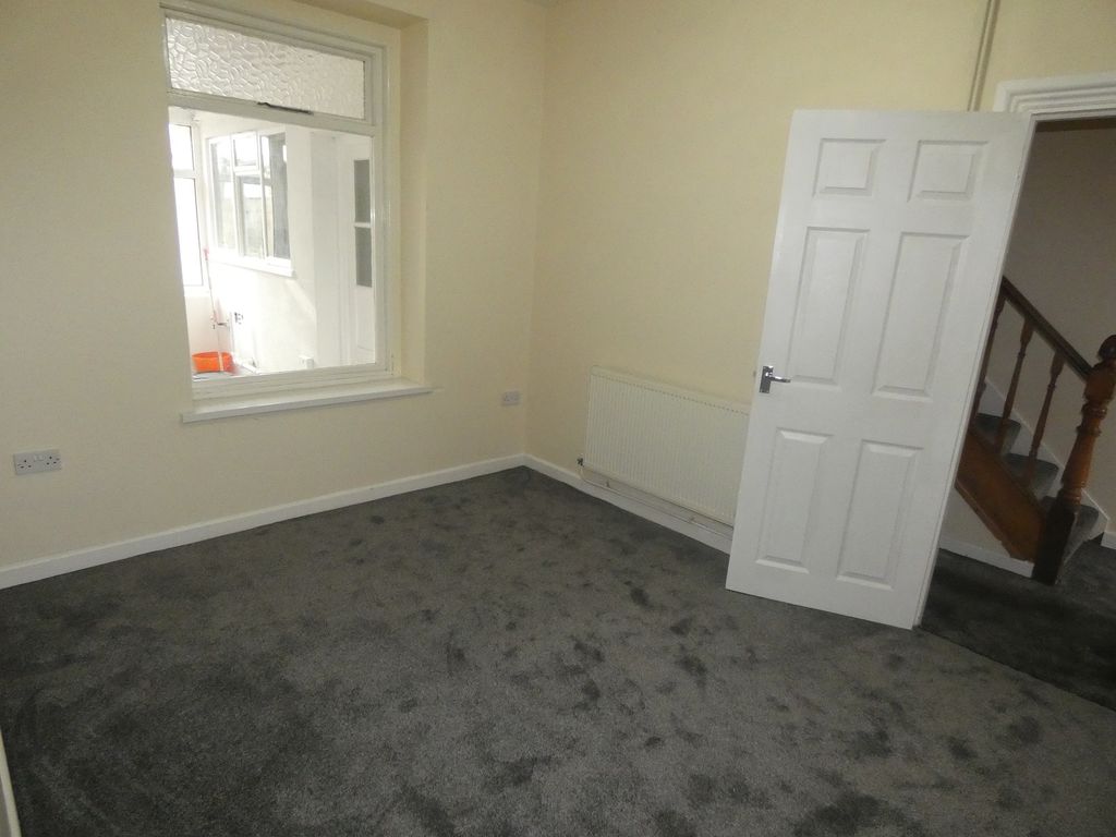 Property photo 3 of 10 Rear Lounge