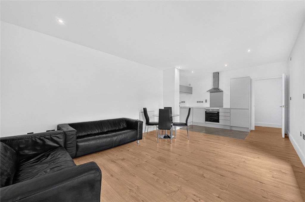 Property photo 3 of 9 Picture No. 07