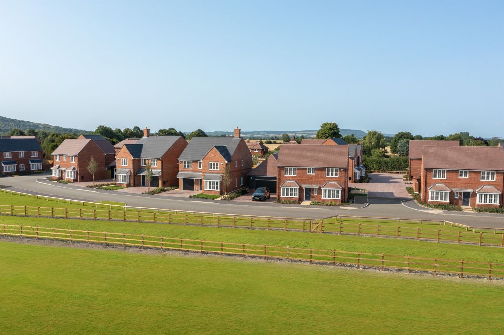 Property photo 2 of 28