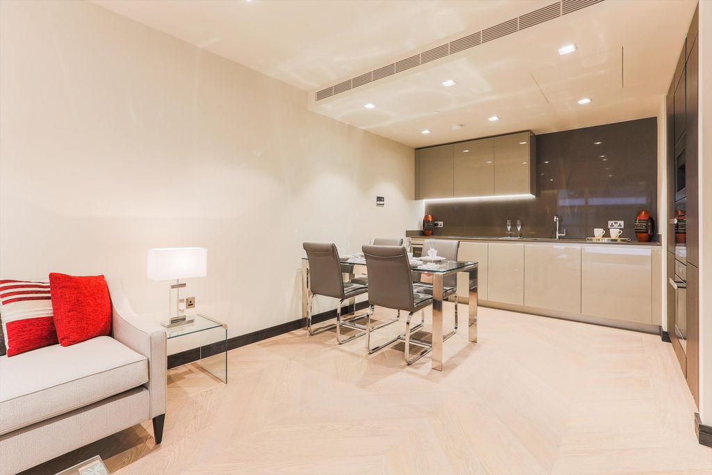 Property photo 2 of 19 Image