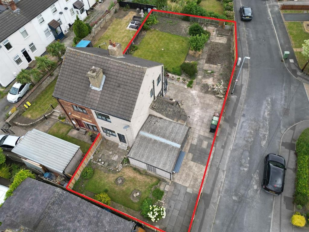 Property photo 2 of 35