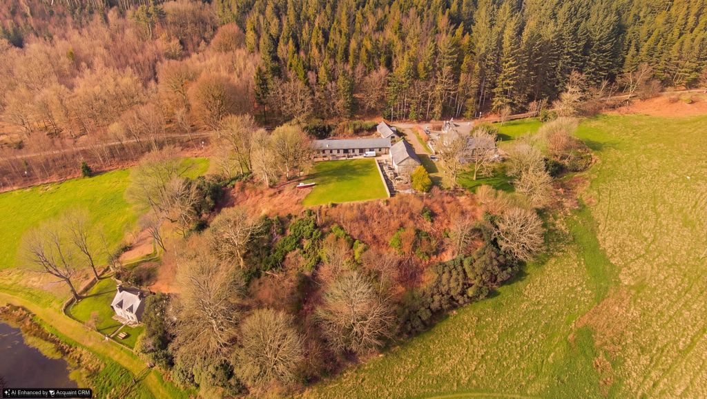 Property photo 2 of 25