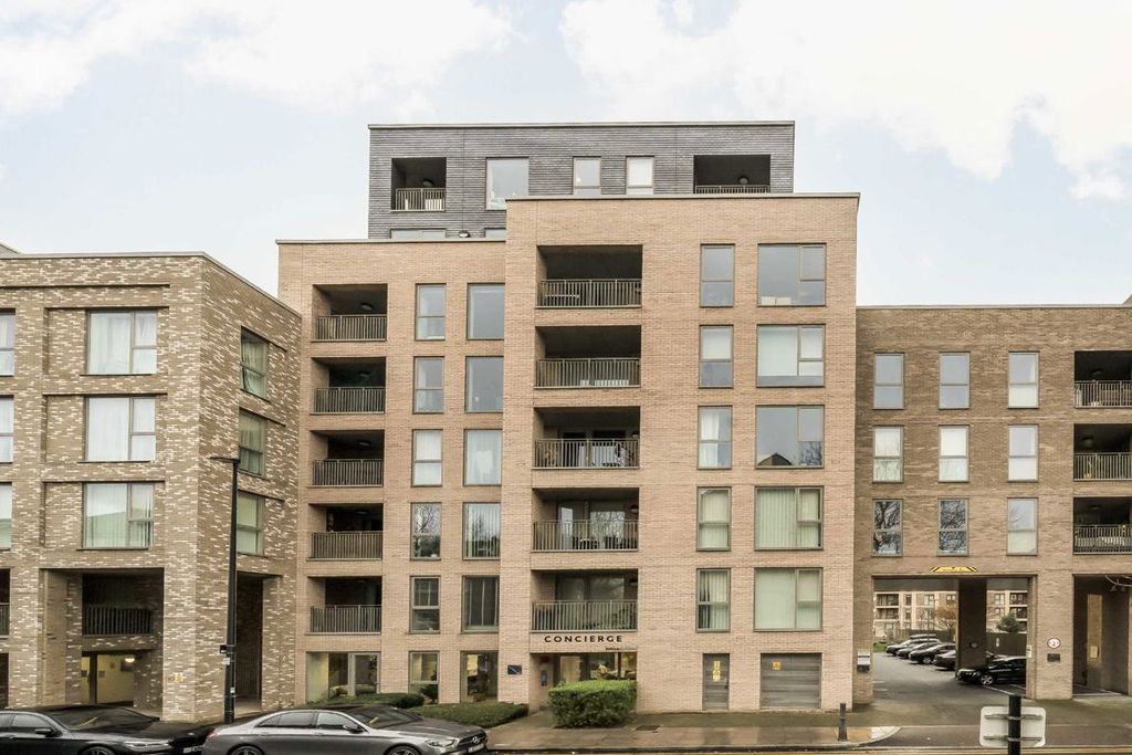 Property photo 1 of 9