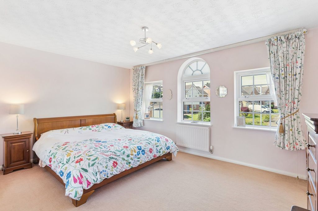 Additional image 11 of 4 bed detached house for saleTalbot Street, Hitchin SG5