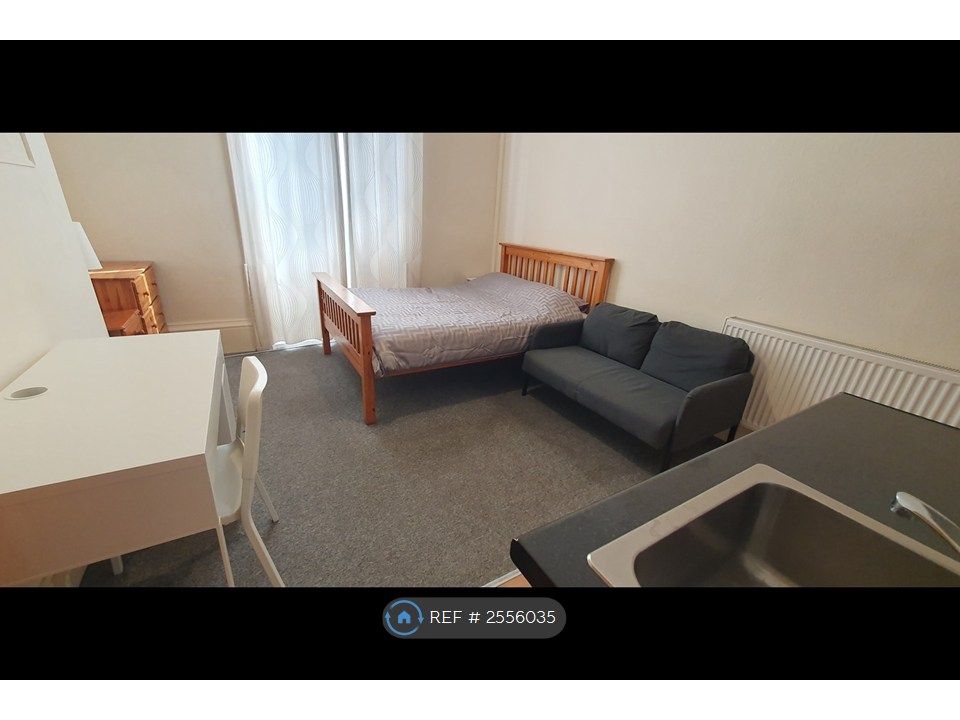 Property photo 2 of 7