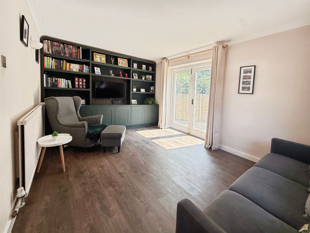 Property photo 3 of 17