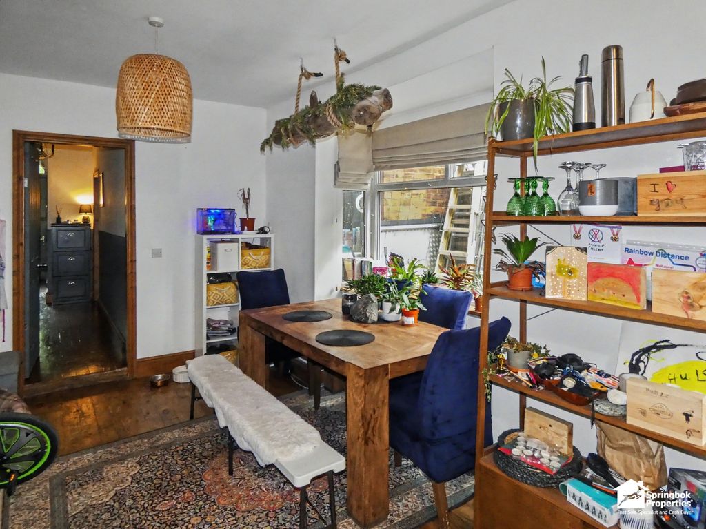 Property photo 3 of 14 Image 2