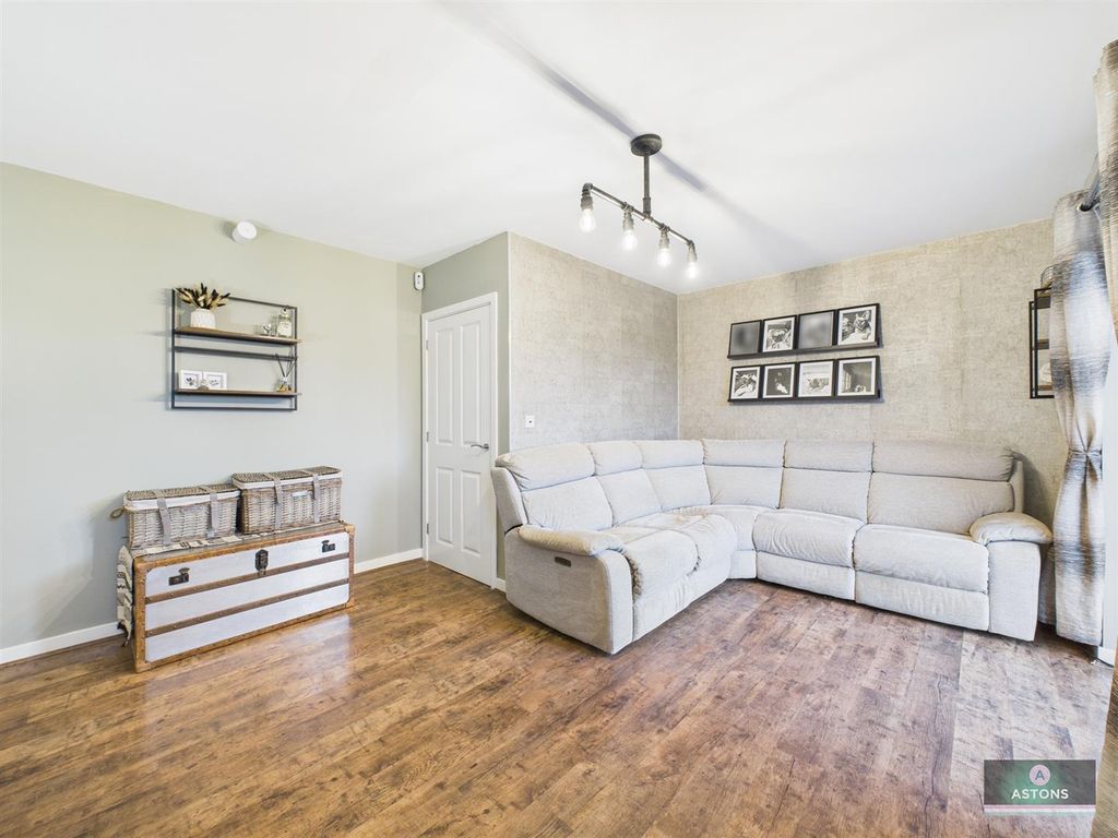 Property photo 2 of 17 Living Room