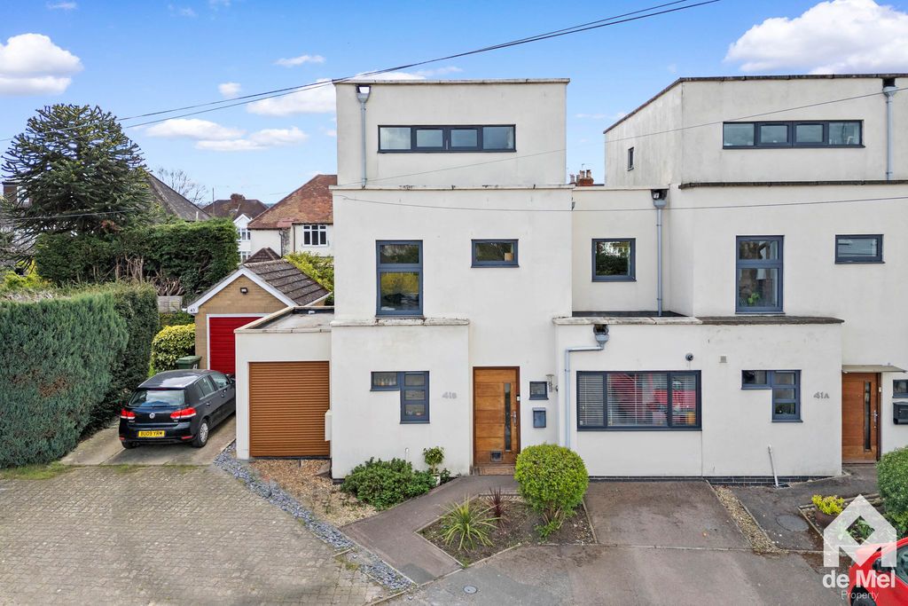 Property photo 1 of 23 Photo 2