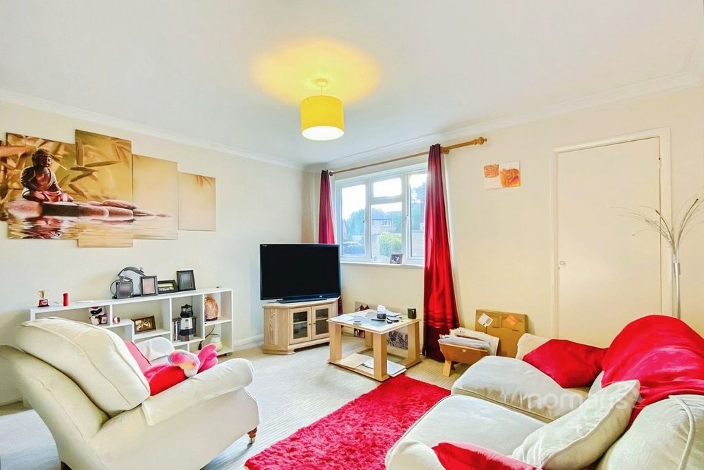 Property photo 2 of 9 Pbox-Img.Jpg