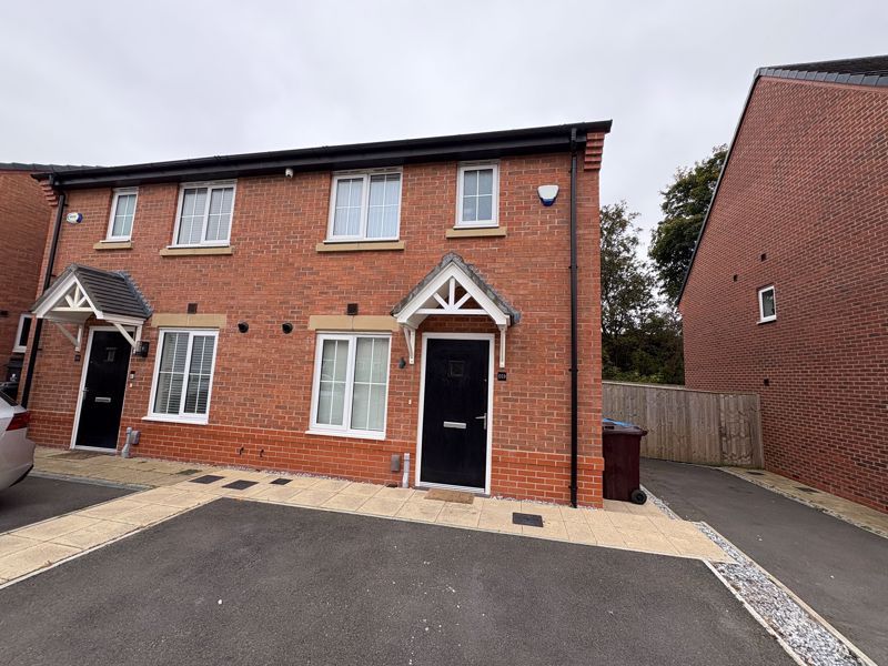 Property photo 1 of 14 Front Aspect