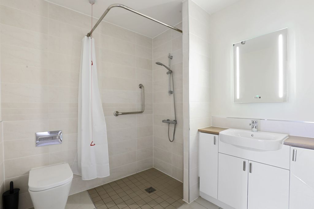 Property photo 3 of 9