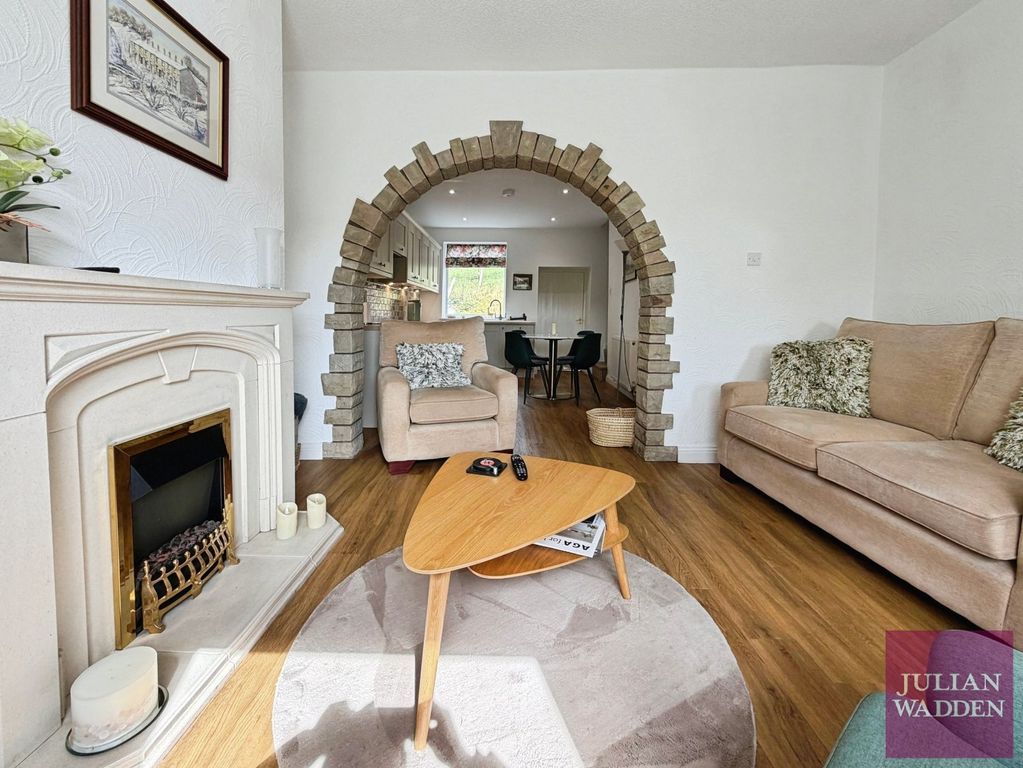 Property photo 3 of 17 Picture No. 12