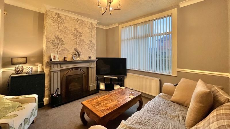 Property photo 3 of 15 Photo 8