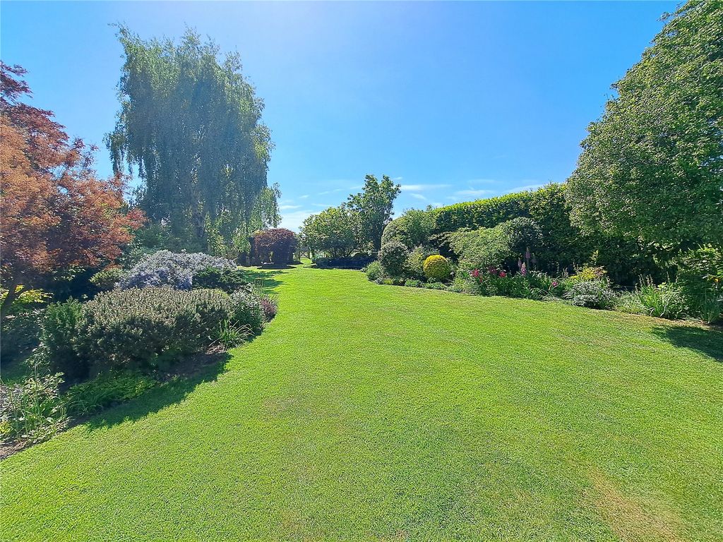 Property photo 2 of 42 Picture No. 52