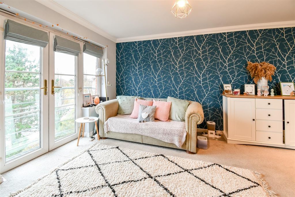 Property photo 3 of 18 Lounge/ Kitchen/ Dining Room