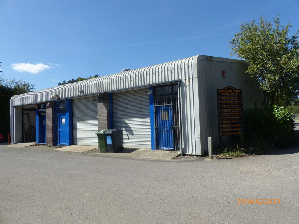 Property photo 1 of 2