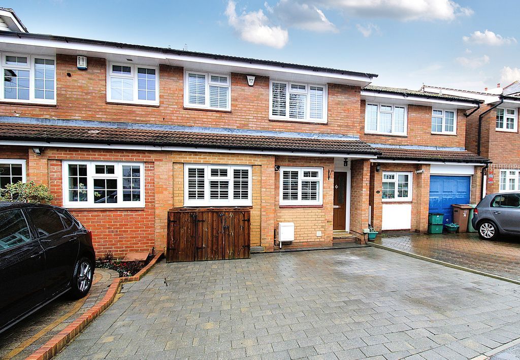 Property photo 1 of 11 Photo 11