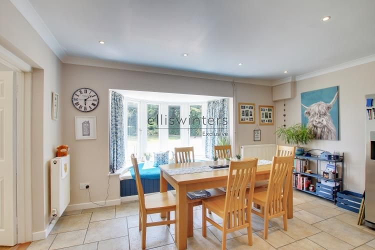 Property photo 3 of 39