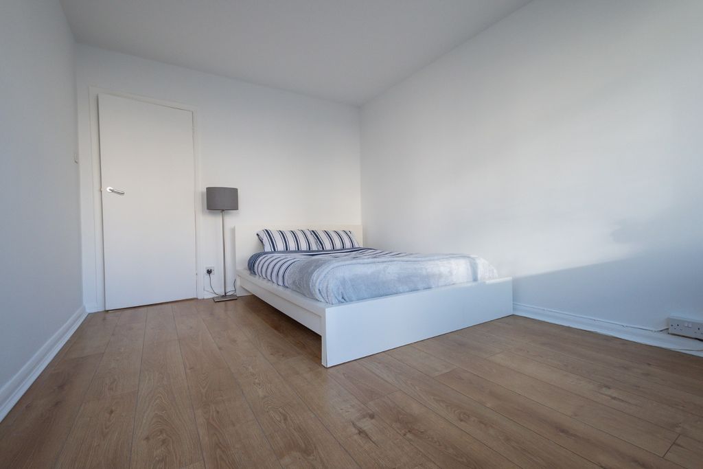 Property photo 3 of 20 3059756