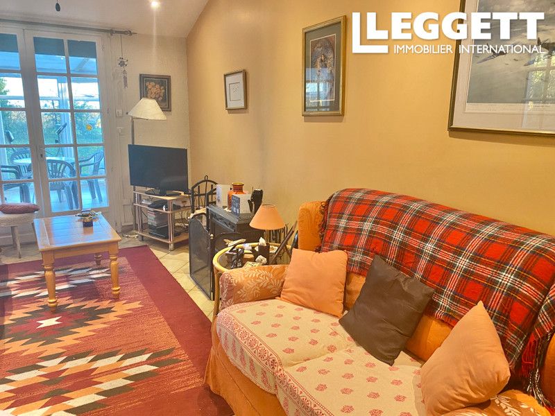 Property photo 3 of 10