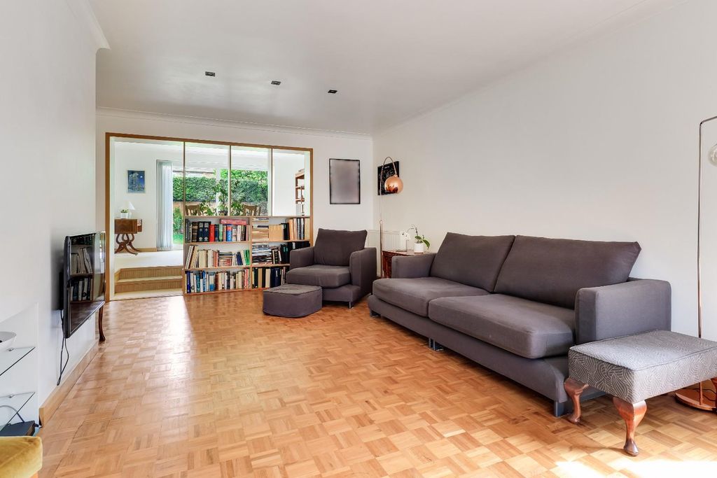 Property photo 2 of 25 Img (27).Jpg