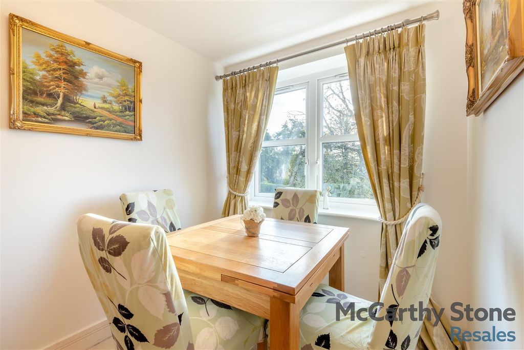 Property photo 2 of 20 8672098-Interior03.Jpg