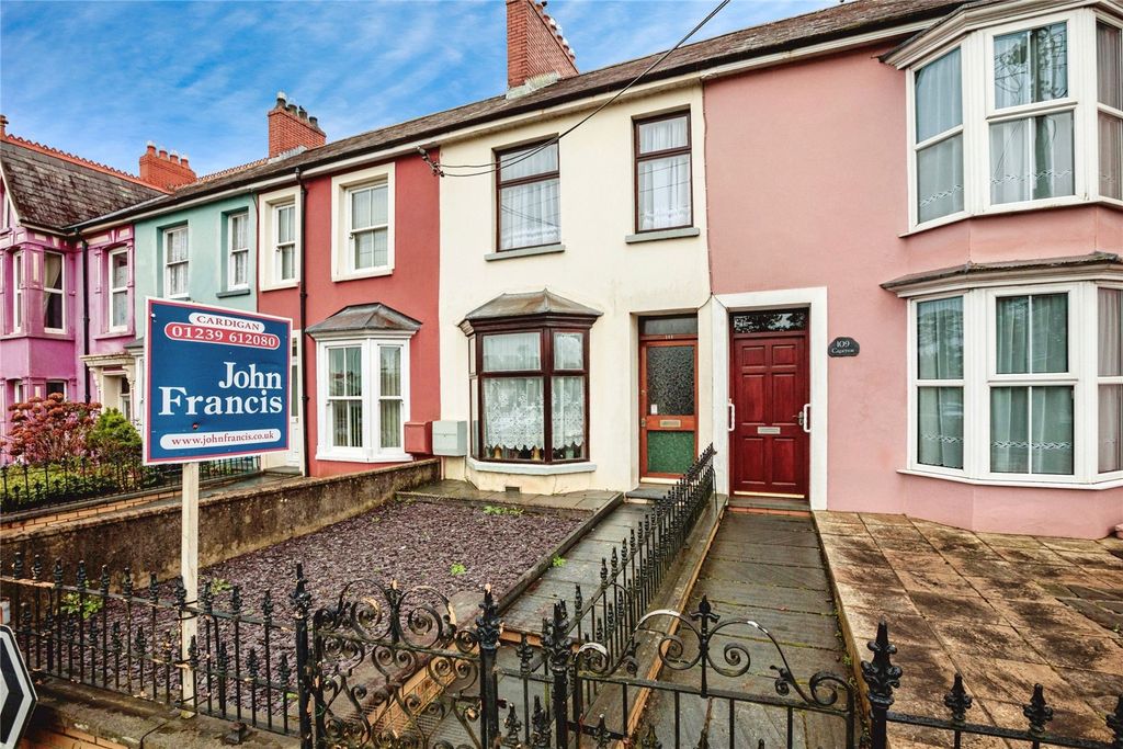 Property photo 2 of 22 Picture No. 40