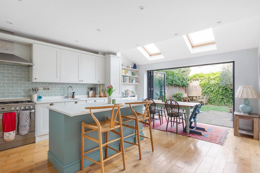 Property photo 1 of 17 386B0181-Hdr.Jpg