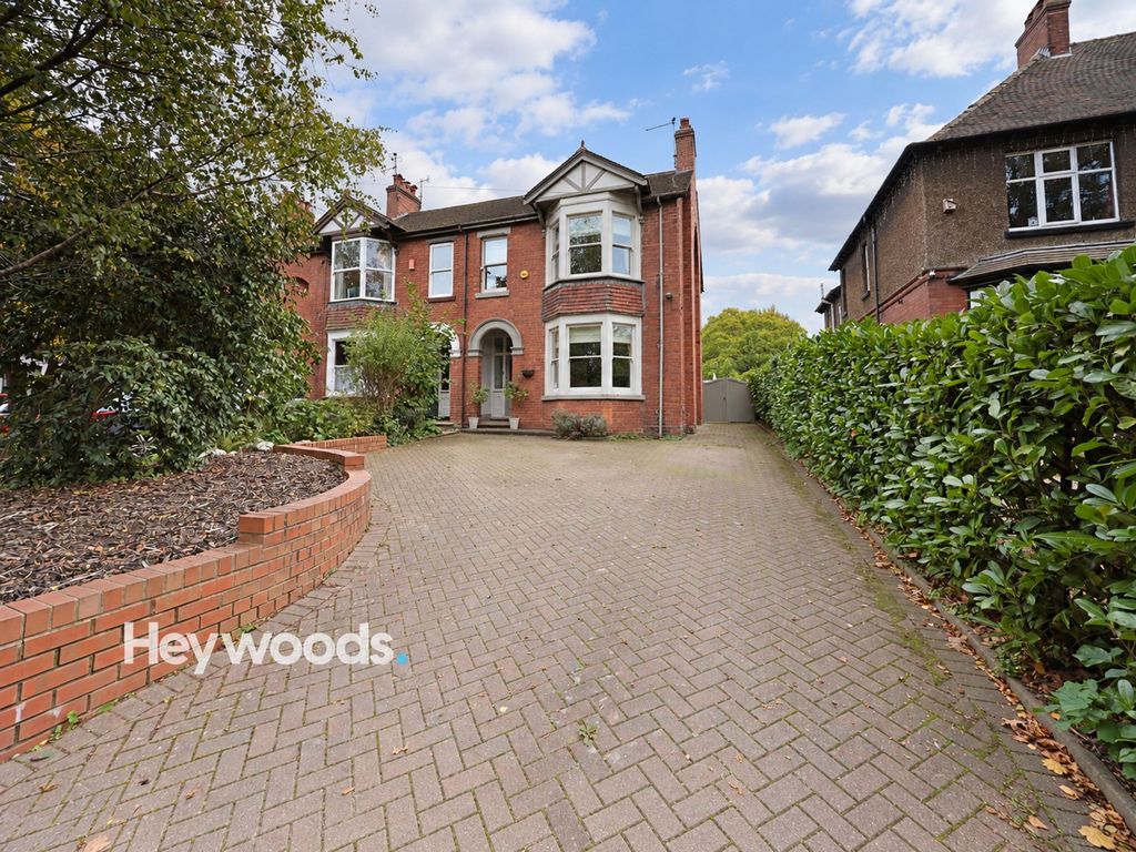 Property photo 1 of 51