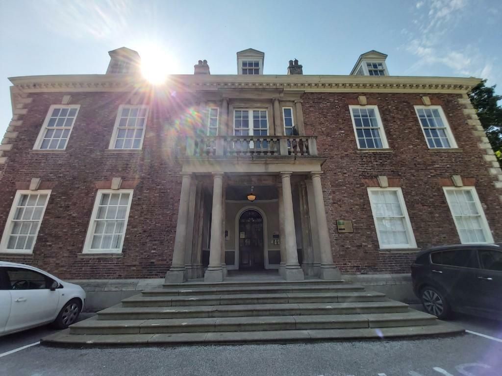 Property photo 2 of 14