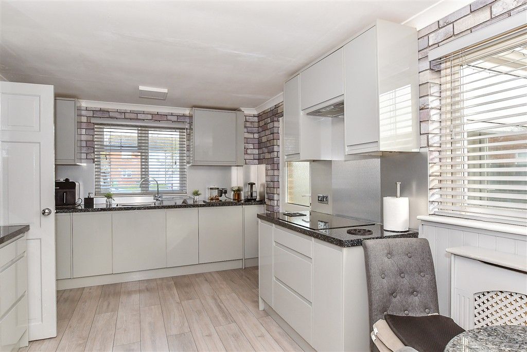 Property photo 1 of 9 Kitchen/Diner